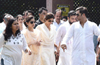 Shilpa Shetty bids an emotional farewell to her late father at his funeral in Mumbai